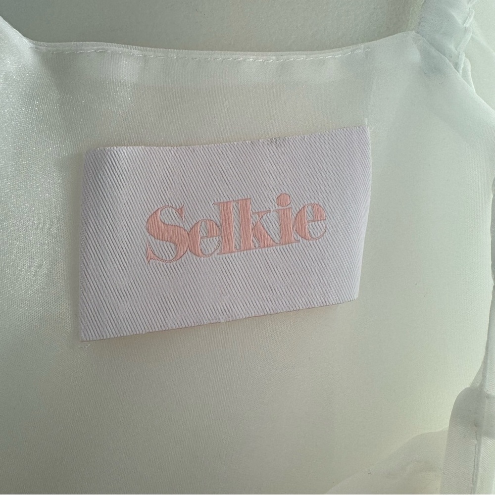 Selkie White Puff Sleeve Dress - Picture 5 of 6